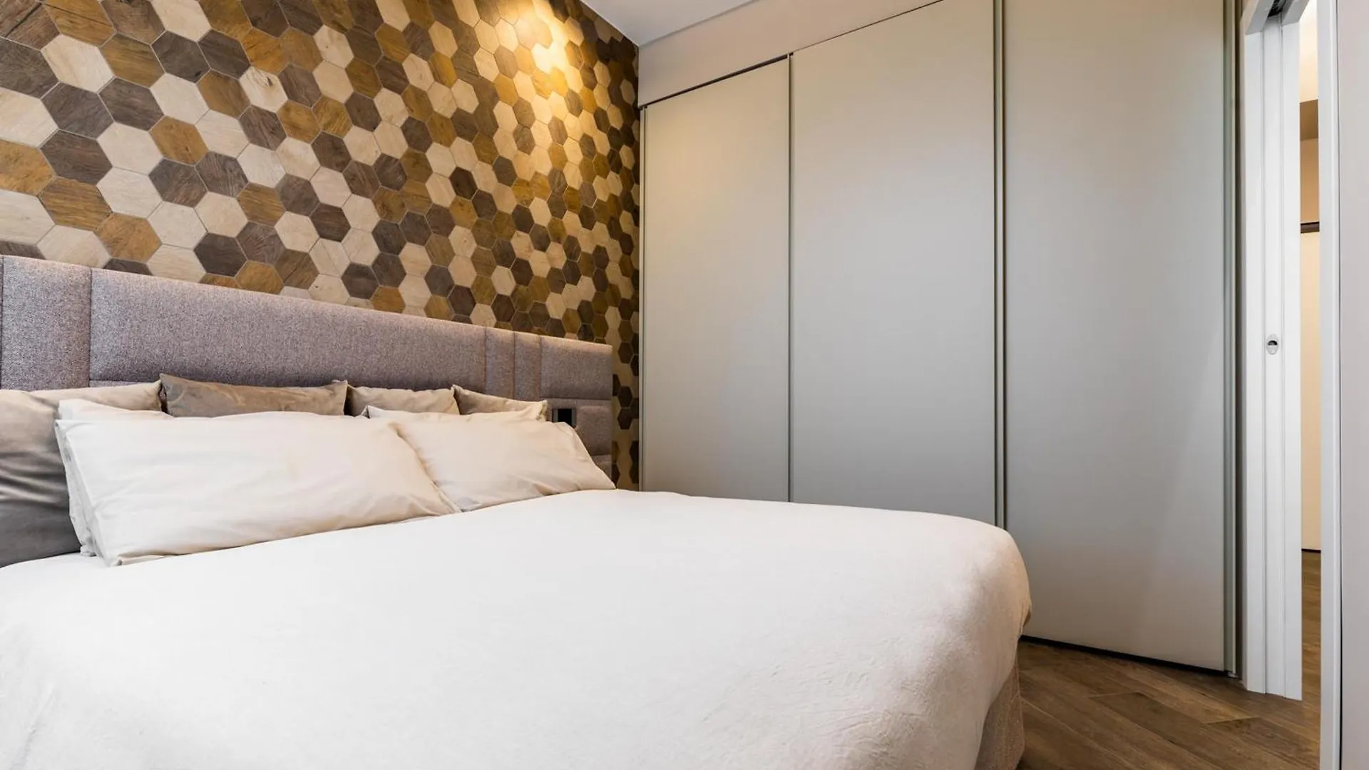 Duomo Elegant Apartment ミラノ
