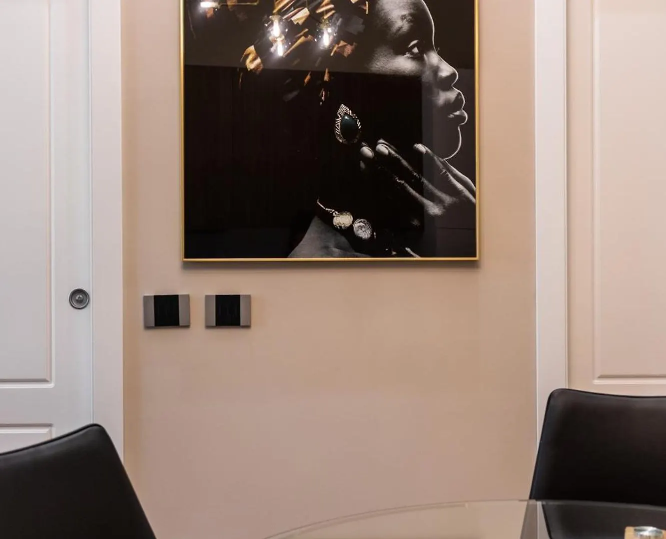 Duomo Elegant Apartment Milan Italy