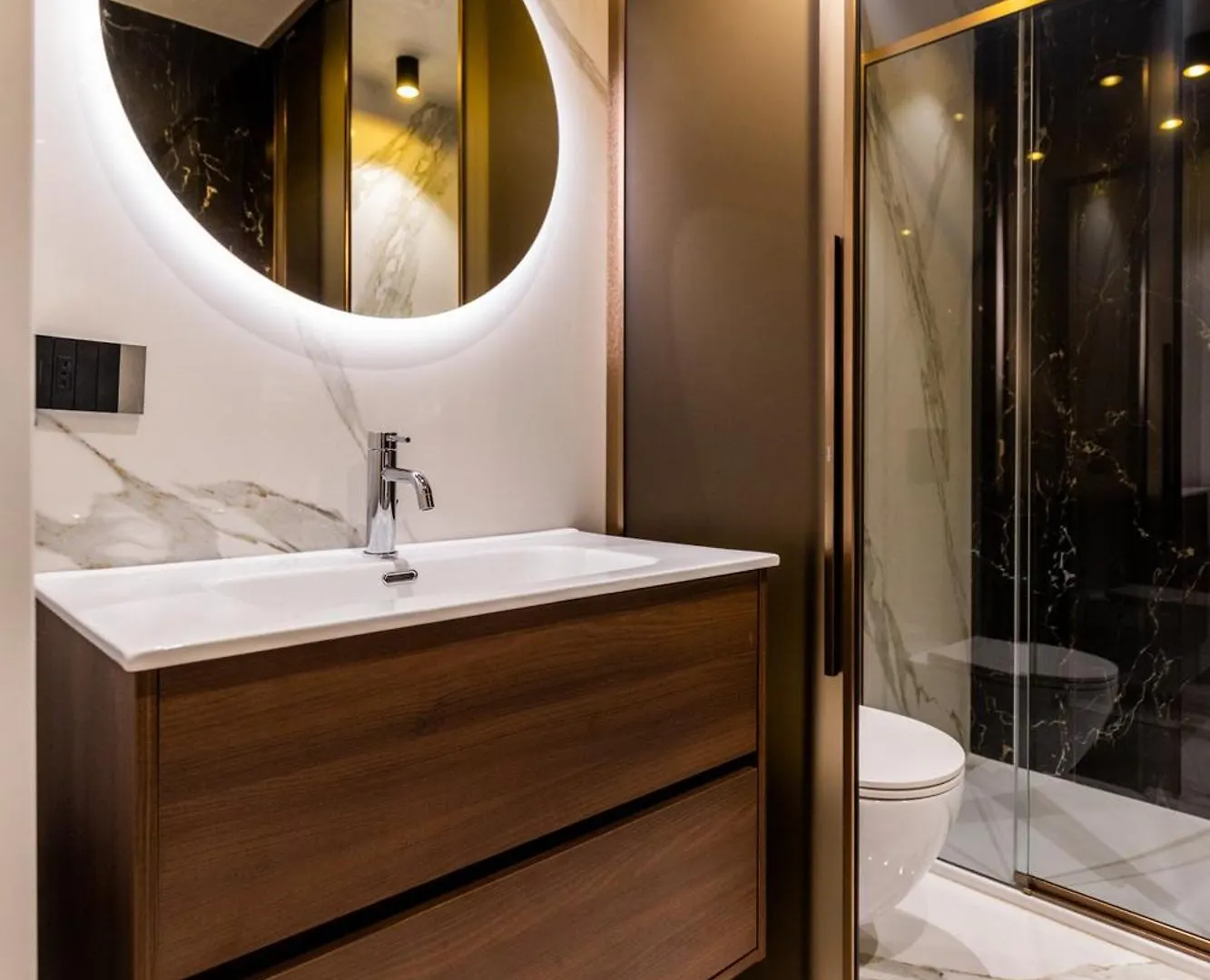 Duomo Elegant Apartment Milan 0*,