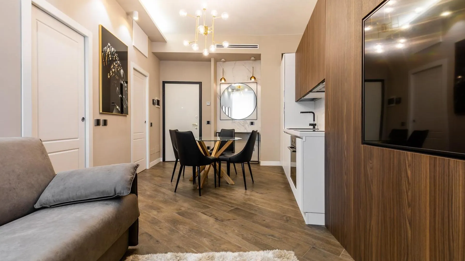 Duomo Elegant Apartment Milan
